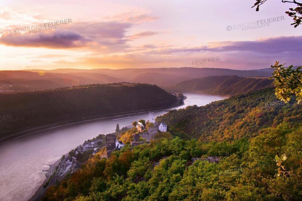 Landgasthof Zum Weissen Schwanen Braubach Bagian luar foto