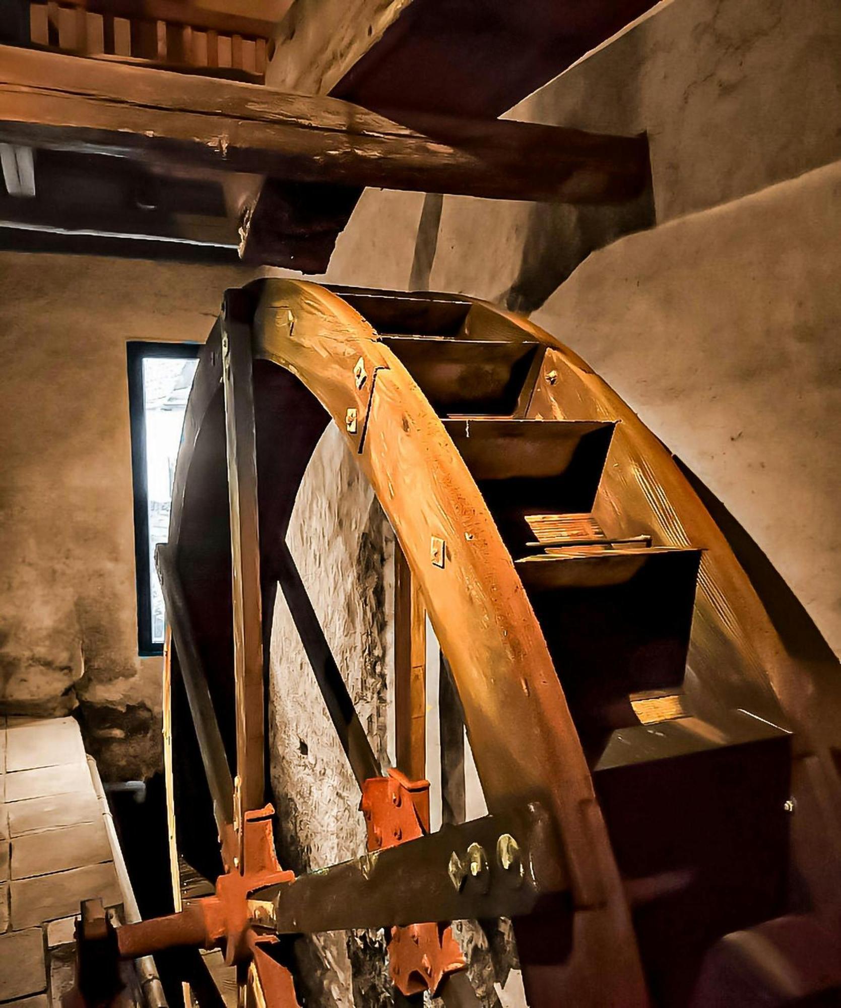 Landgasthof Zum Weissen Schwanen Braubach Bagian luar foto