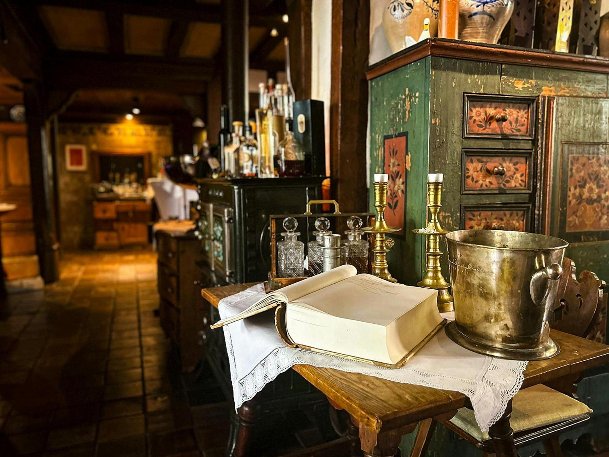 Landgasthof Zum Weissen Schwanen Braubach Bagian luar foto